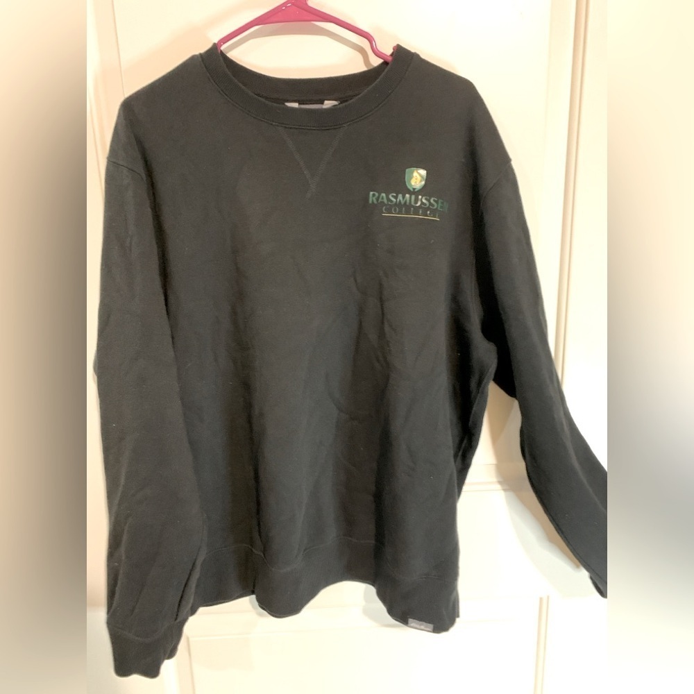 Rasmussen Black sweatshirt in XL P2P 26 Preloved